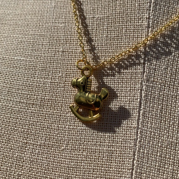 NWT Sterling Silver Plated Chain & Rocking Horse Alloy Metal Charm Neclace - Picture 7 of 7